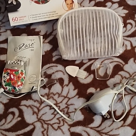 Emjoi Brand eRase e60 Epilator